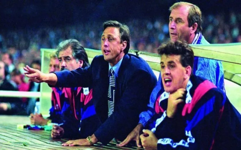 tim hieu johan cruyff va hanh trinh chinh phuc dinh cao bong da